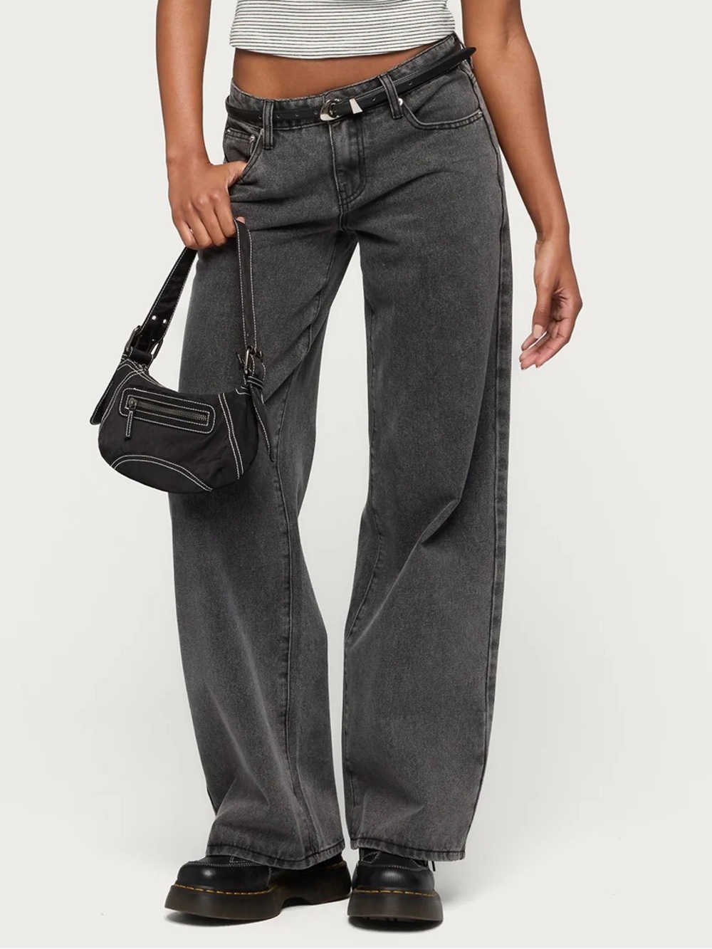 NWT Edikted Raelynn Low Rise Baggy Jeans in Black Washed